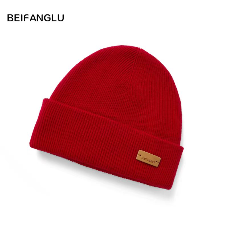 北方鹿 冬季保暖100%绵羊毛加厚防风时尚百搭针织帽女士W9194