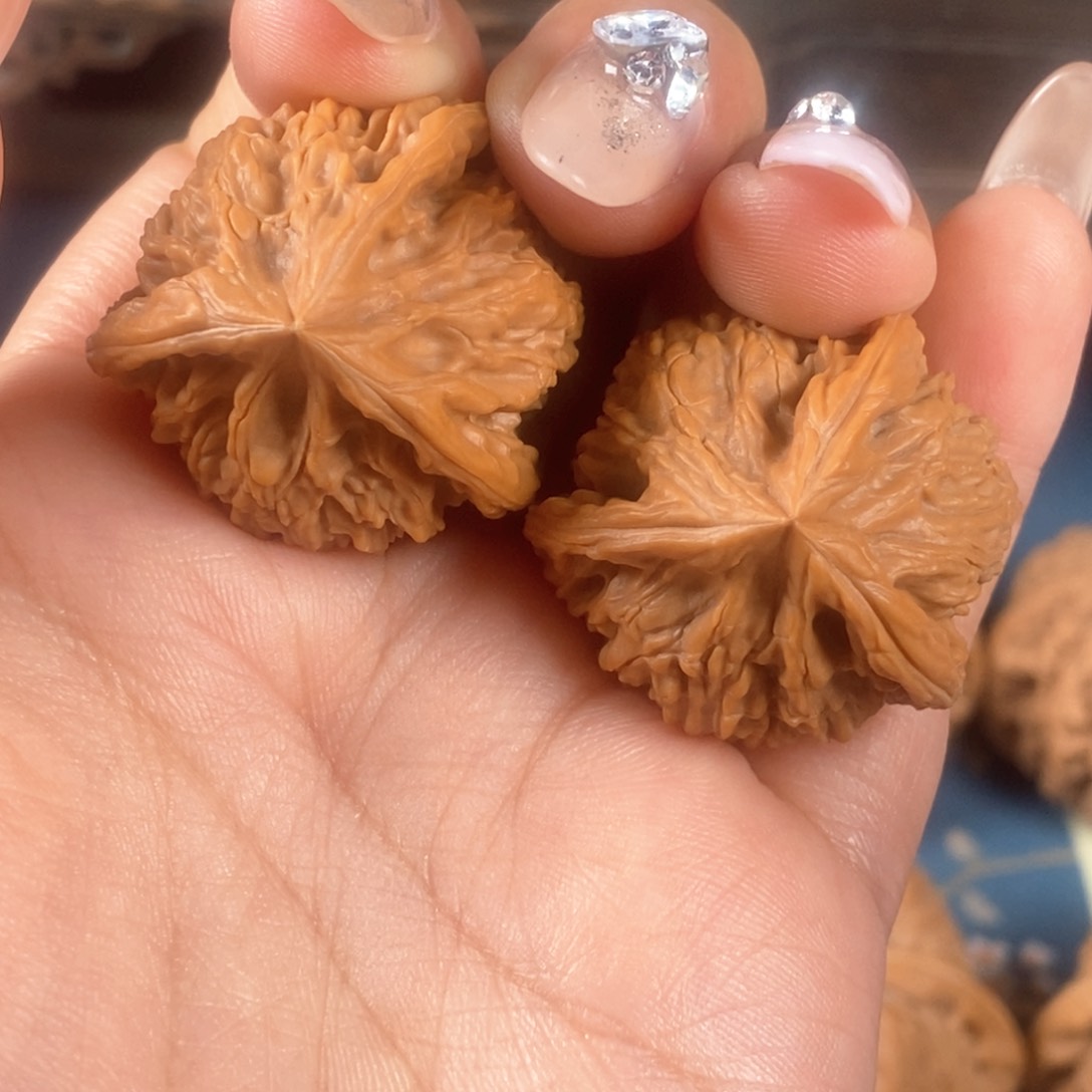 核桃文玩核桃文山三棱