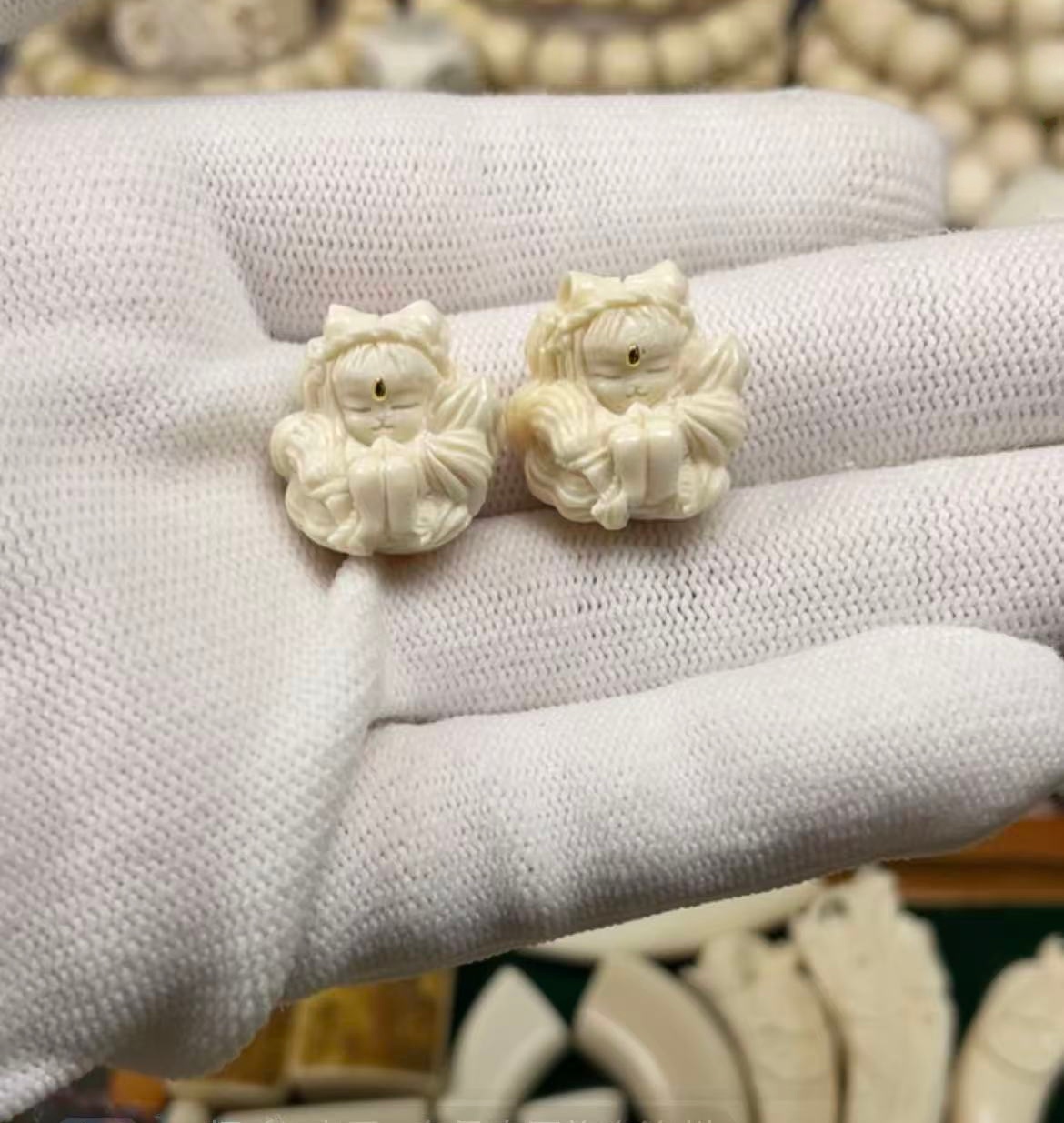 猛犸牙-九尾狐 尺寸19*18*13 原生冰料镶嵌工艺DIY配饰 假一赔十