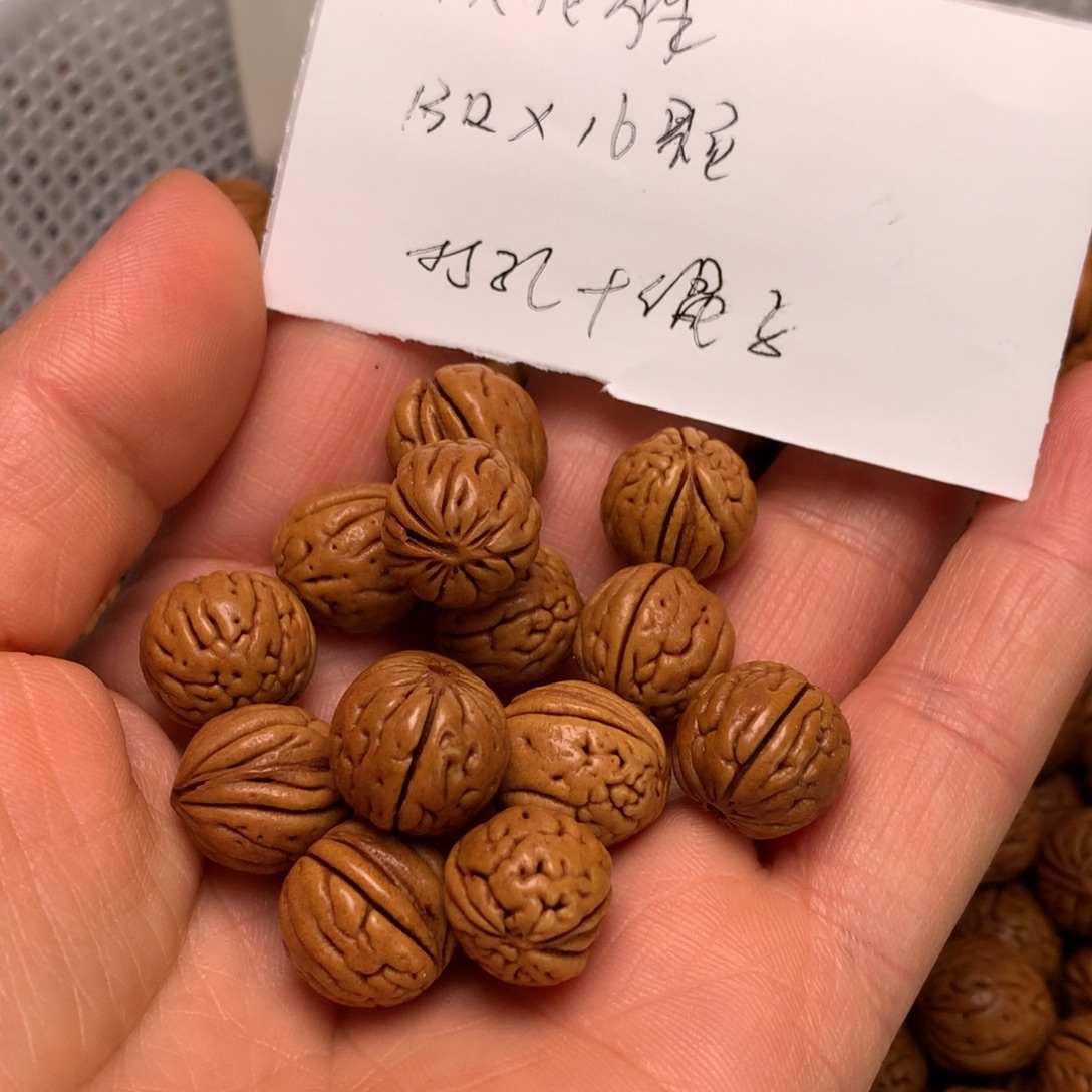 秦岭野生龙纹桃核小馒头13