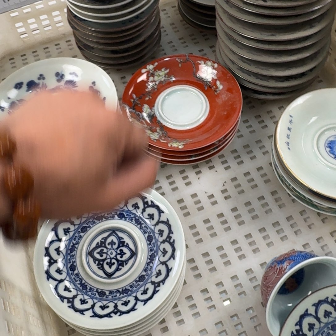 摆件景德镇全红小壶承