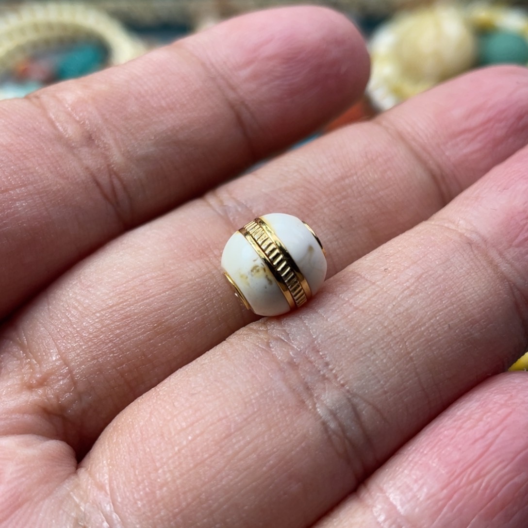 琥珀珠宝奇石未镶嵌95