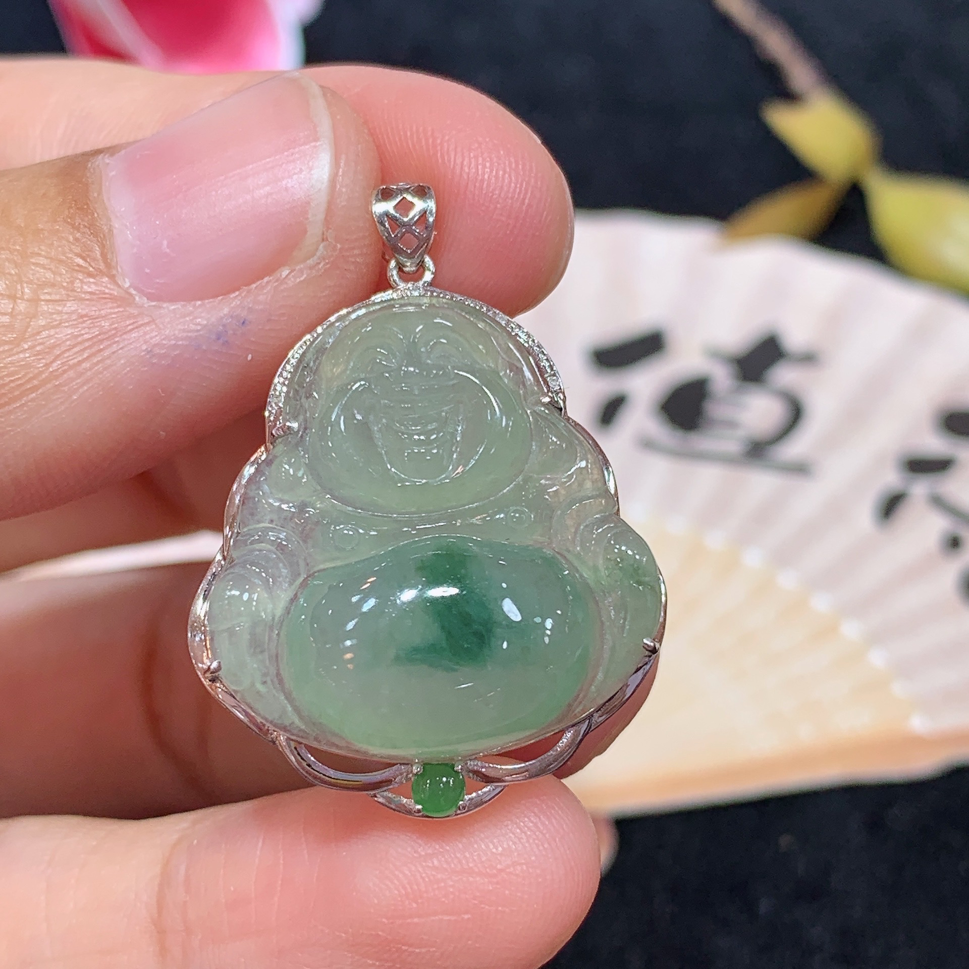 宠粉福利18k金天然A货翡翠飘花坐佛吊坠经典轻奢时尚