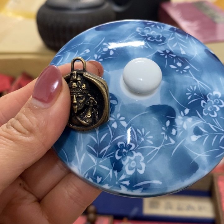 瓷瓷中古工艺品一件