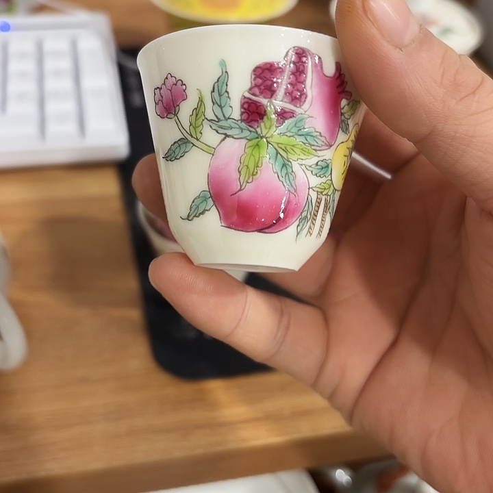 杯妈妈你是怎么把手机拿去洗呢我