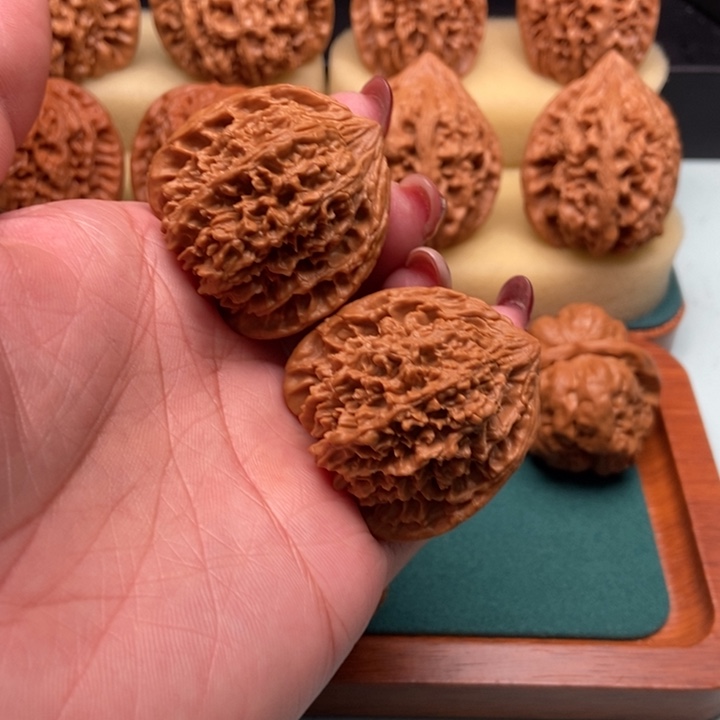 桃核吊坠满天星全38尺已打底