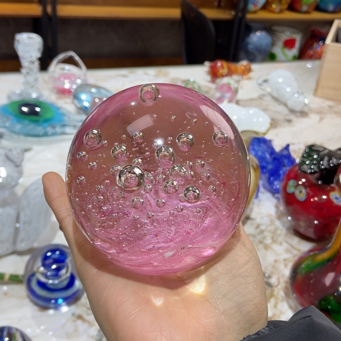 琉璃手工艺品瑕疵多