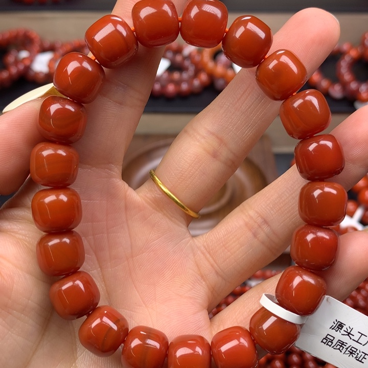 玛瑙/玉髓手串未镶嵌梦**分