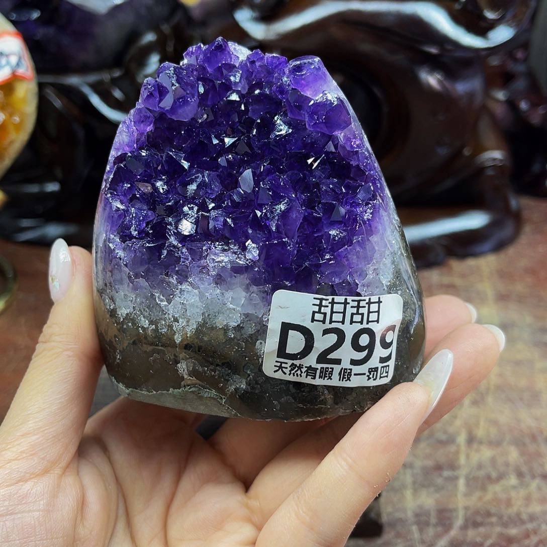 水晶大型摆件未镶嵌
