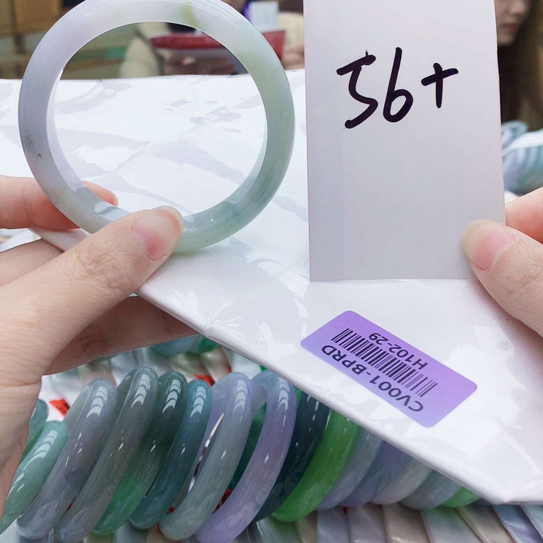 翡翠手镯未镶嵌The 