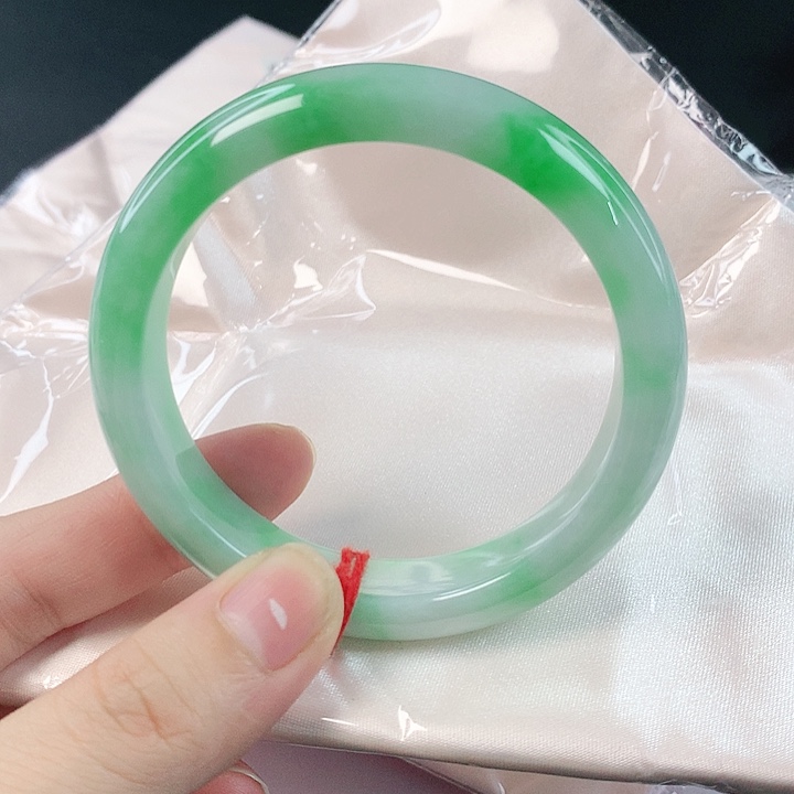 未镶嵌手镯翡翠翡翠905