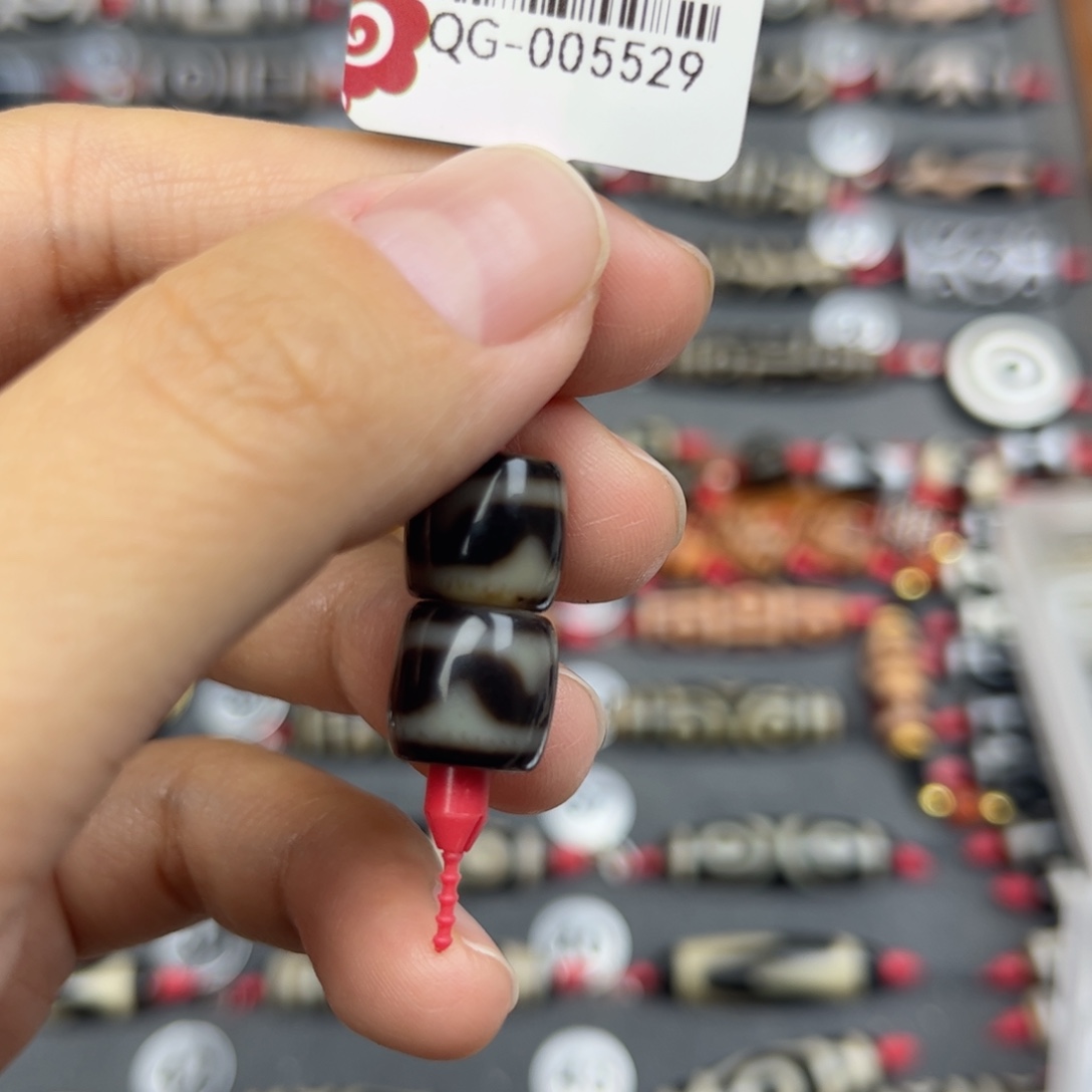 ****生玛瑙/玉髓合金颈饰