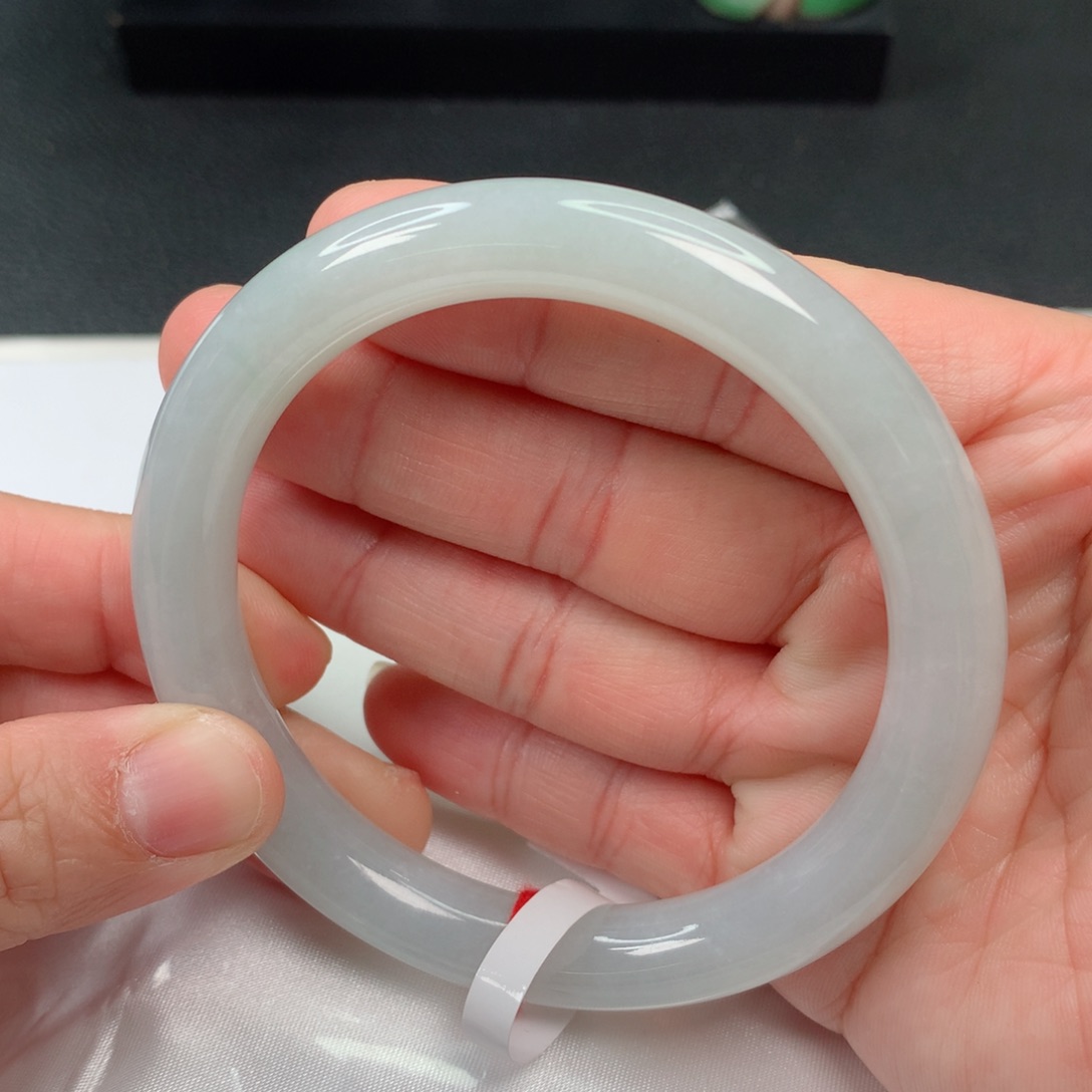 翡翠手镯未镶嵌，，，，，，