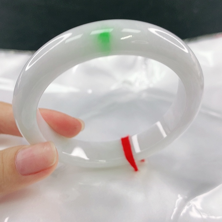 翡翠未镶嵌手镯圈58，40186