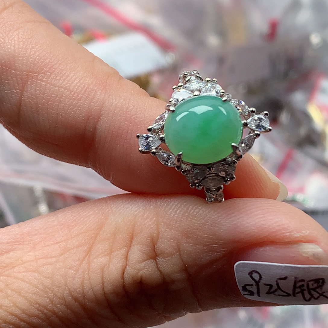 翡翠银S925镶嵌戒指天然翡翠戒指