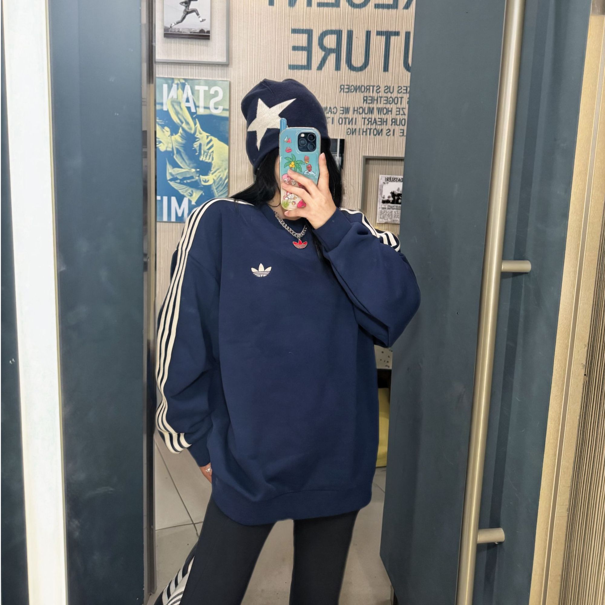 adidas/阿迪达斯套头宽松型圆领运动卫衣印花运动加绒 KG3899