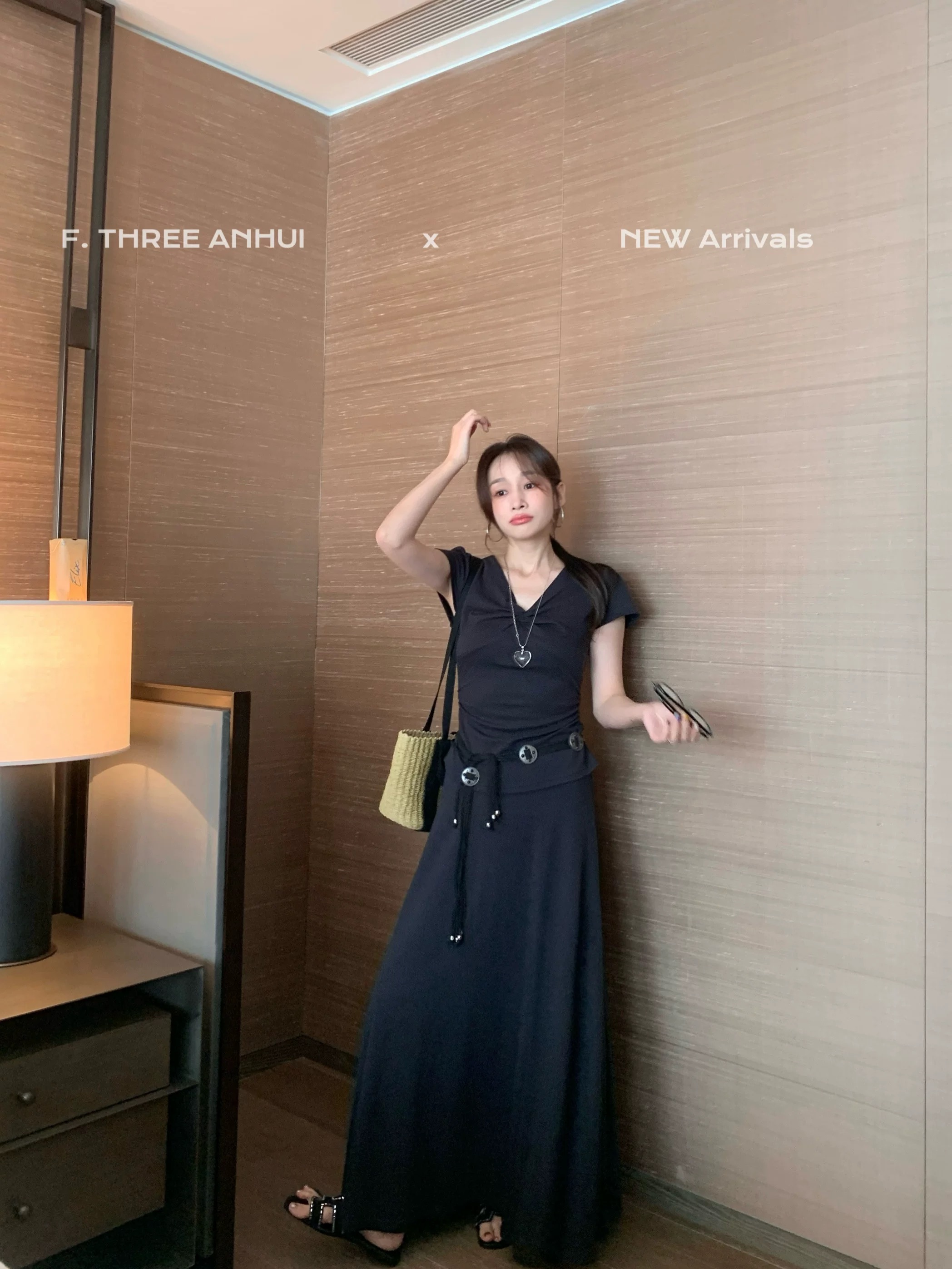 【钰姐精选】布落525-镂空蕾丝气质显瘦套裙显瘦时尚夏季法式收腰