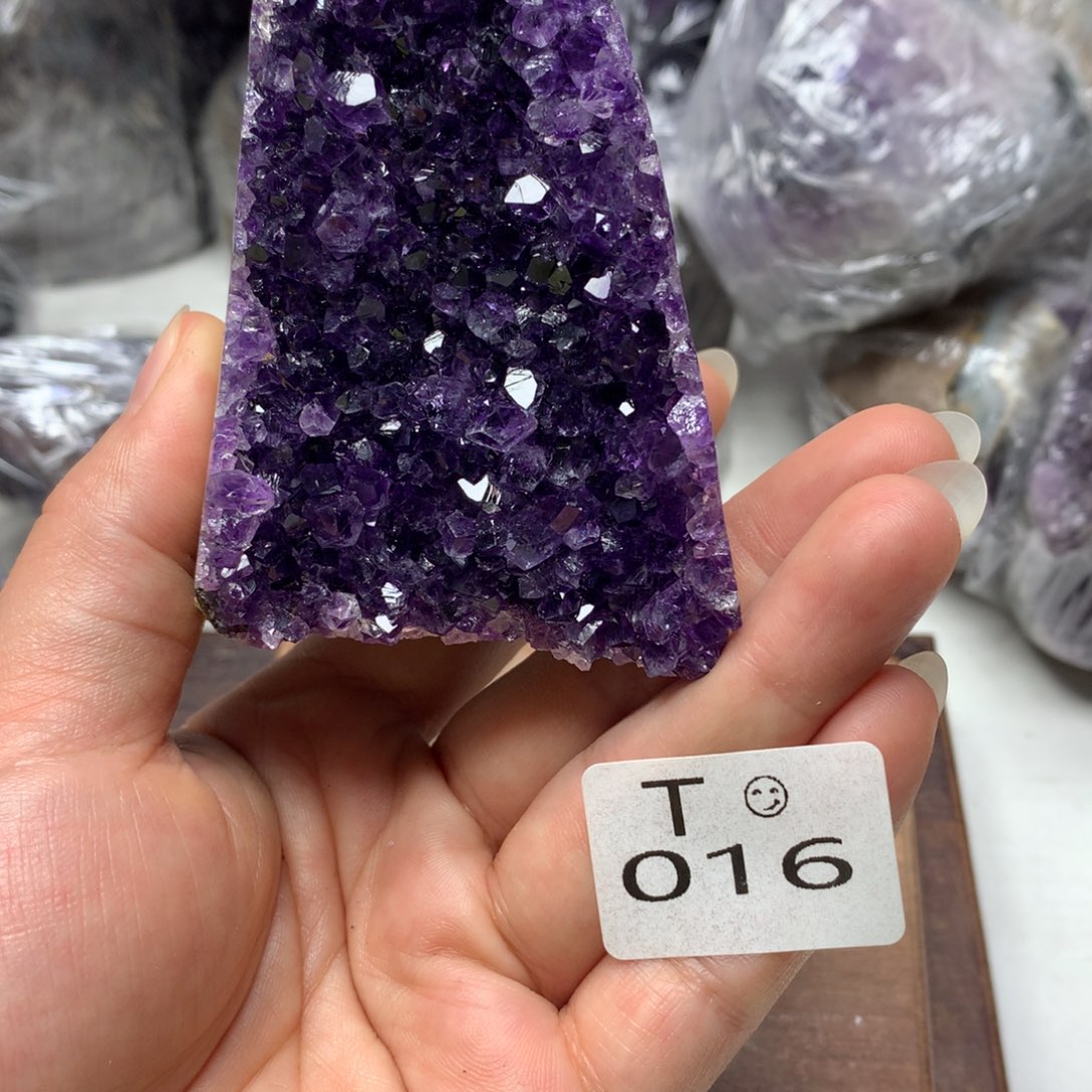 紫晶摆件未镶嵌水晶