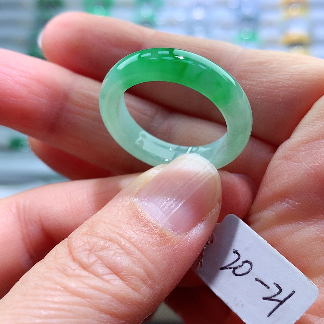 翡翠未镶嵌戒指20-21号