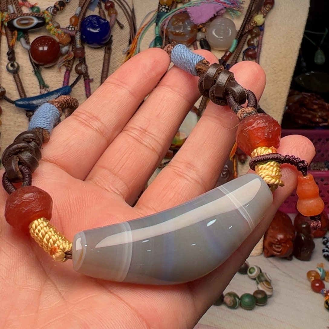 玛瑙/玉髓颈饰未镶嵌