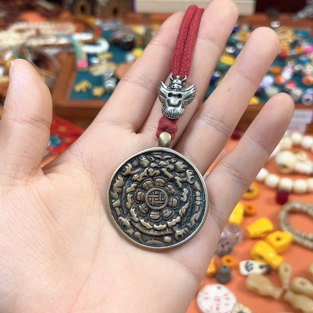 琉璃成品玛吉阿米藏式臻品直播间