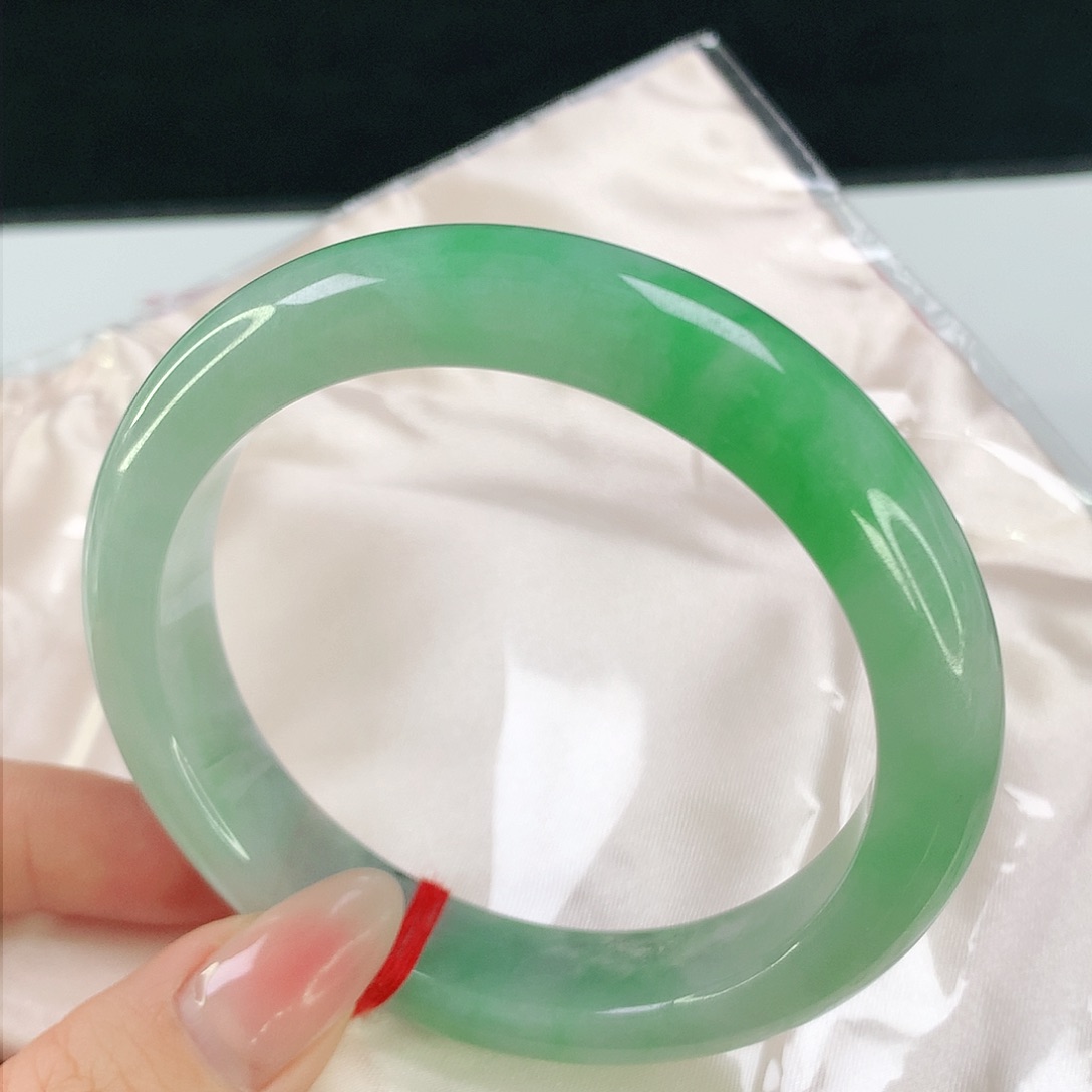 未镶嵌手镯翡翠61.1