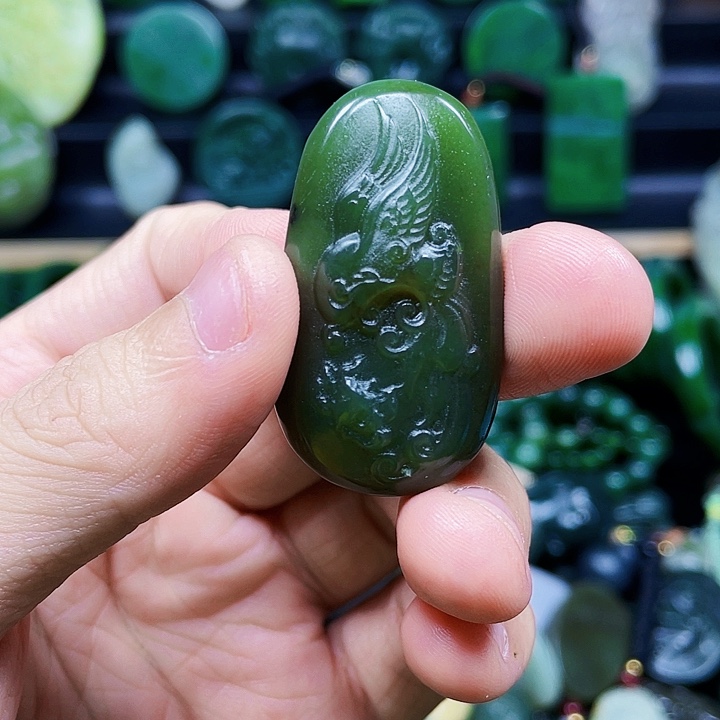 和田玉未镶嵌挂件