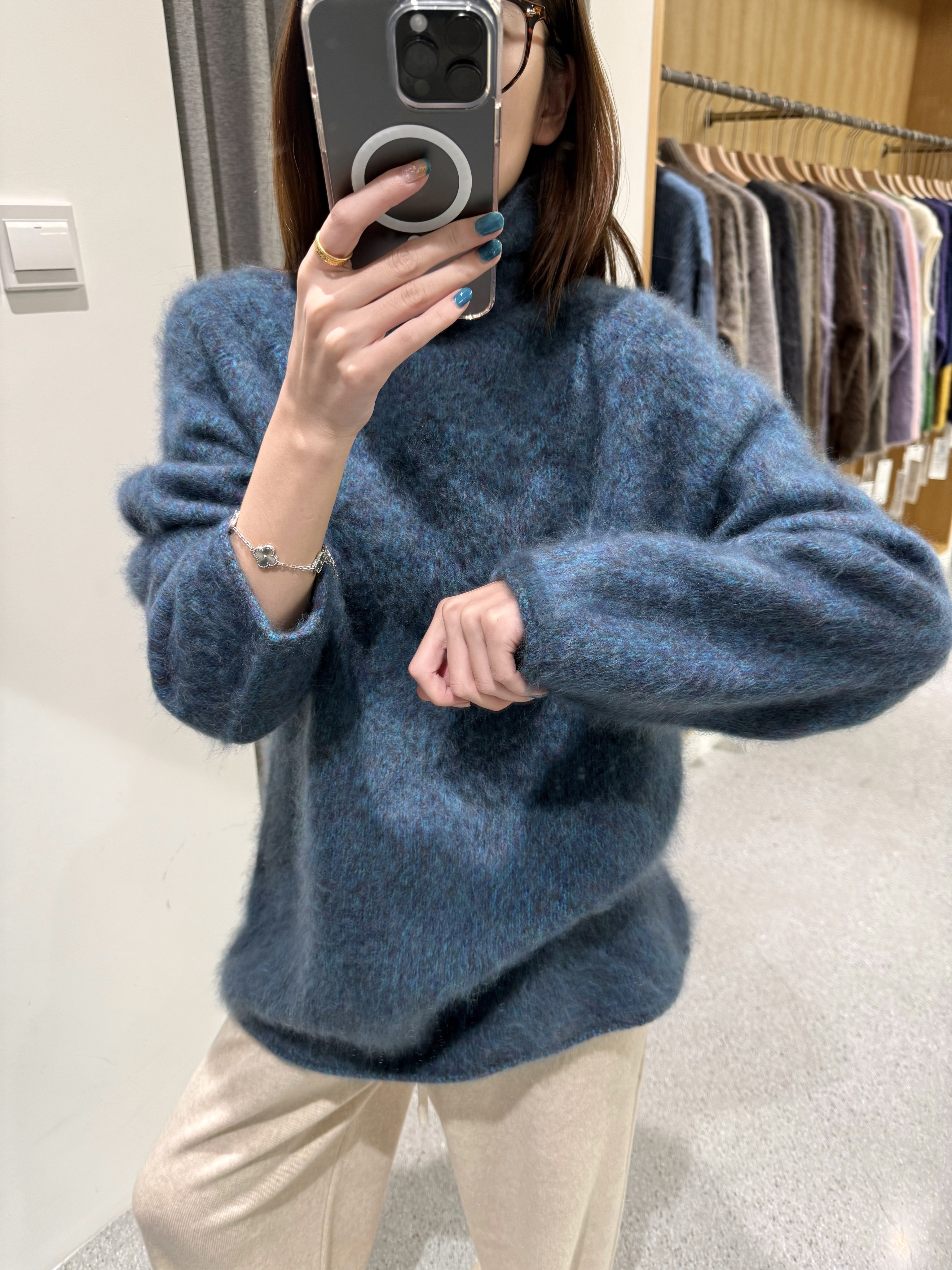 【云朵系列】时尚百搭新款宽松厚款羊绒衫正肩袖针织堆堆领33-5490
