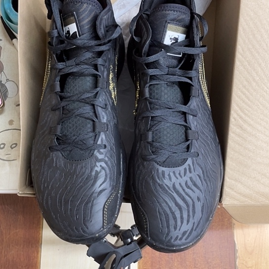 89篮球鞋45.5内场290