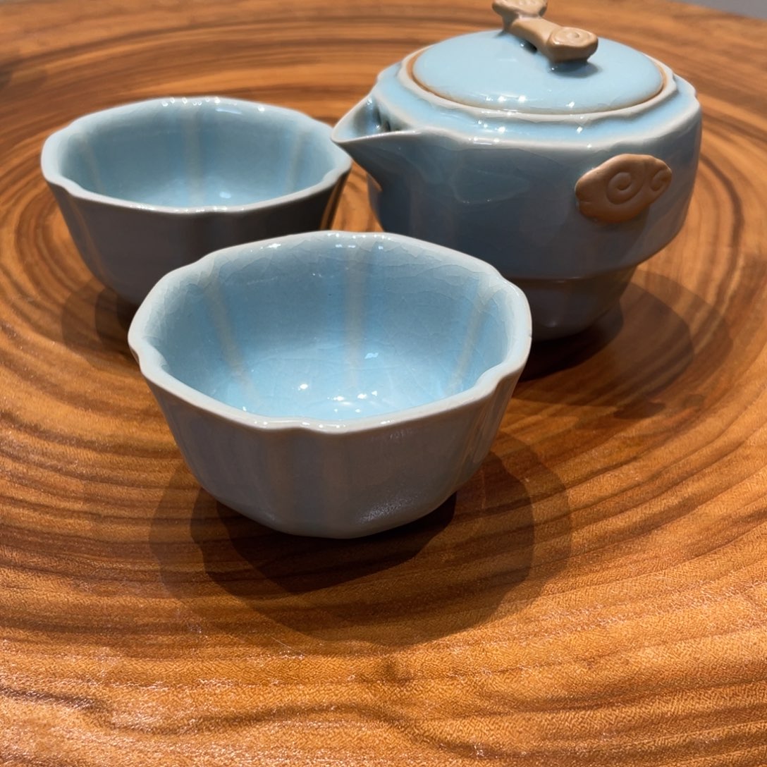 天青釉祥云快客朱家汝窑款微瑕