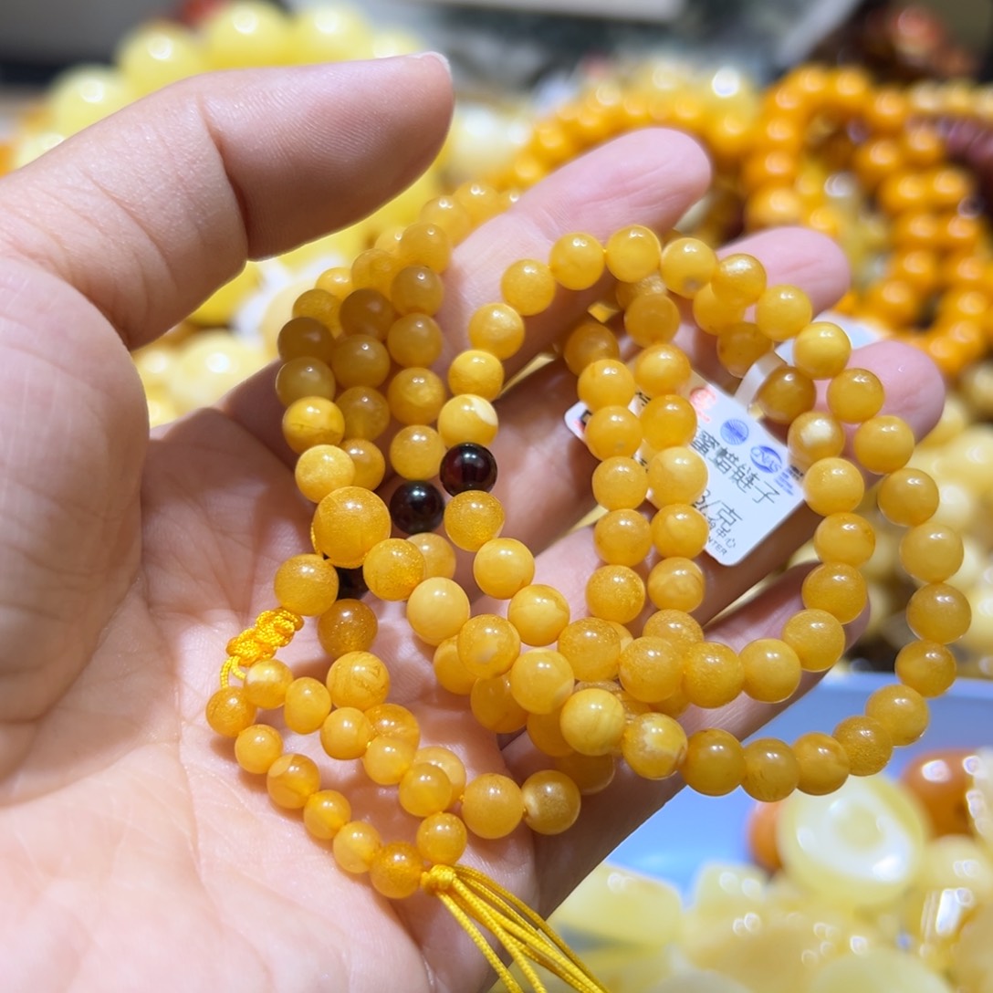 琥珀珠宝奇石未镶嵌