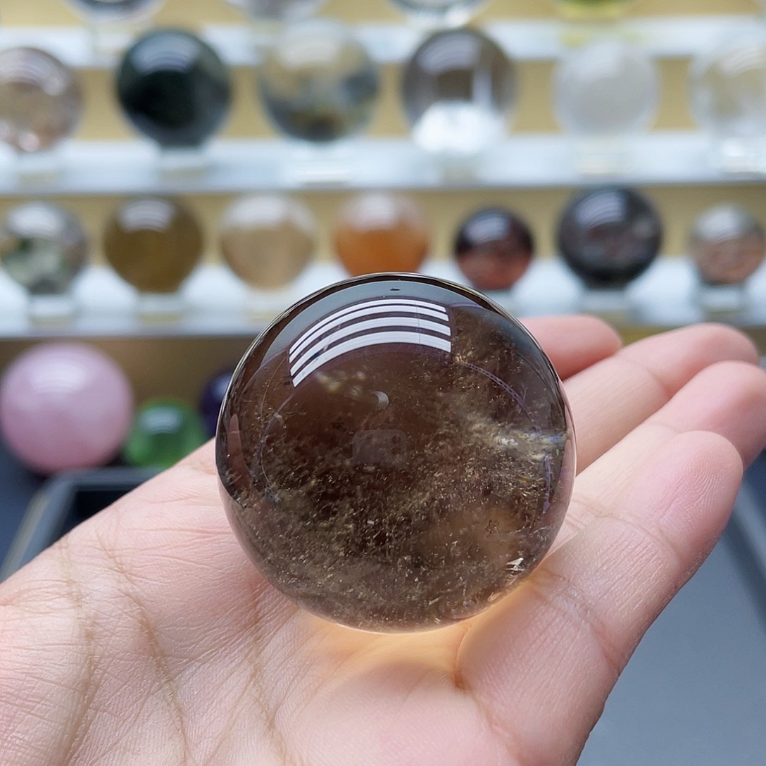 未镶嵌珠宝半成品水晶4.00