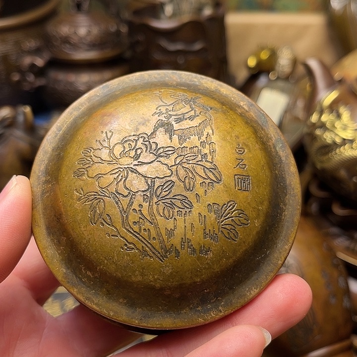 精美铜器批发档口