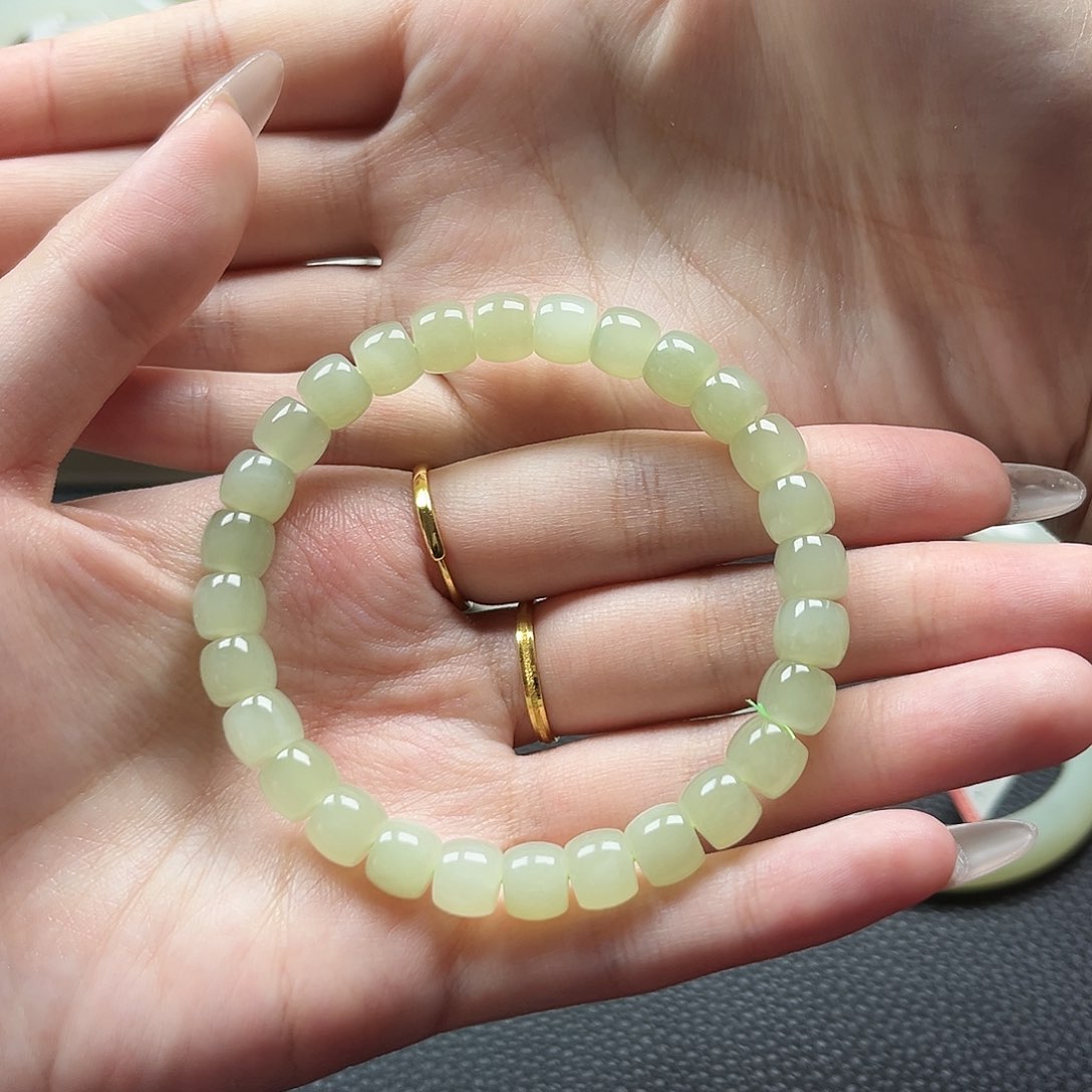 和田玉手链未镶嵌