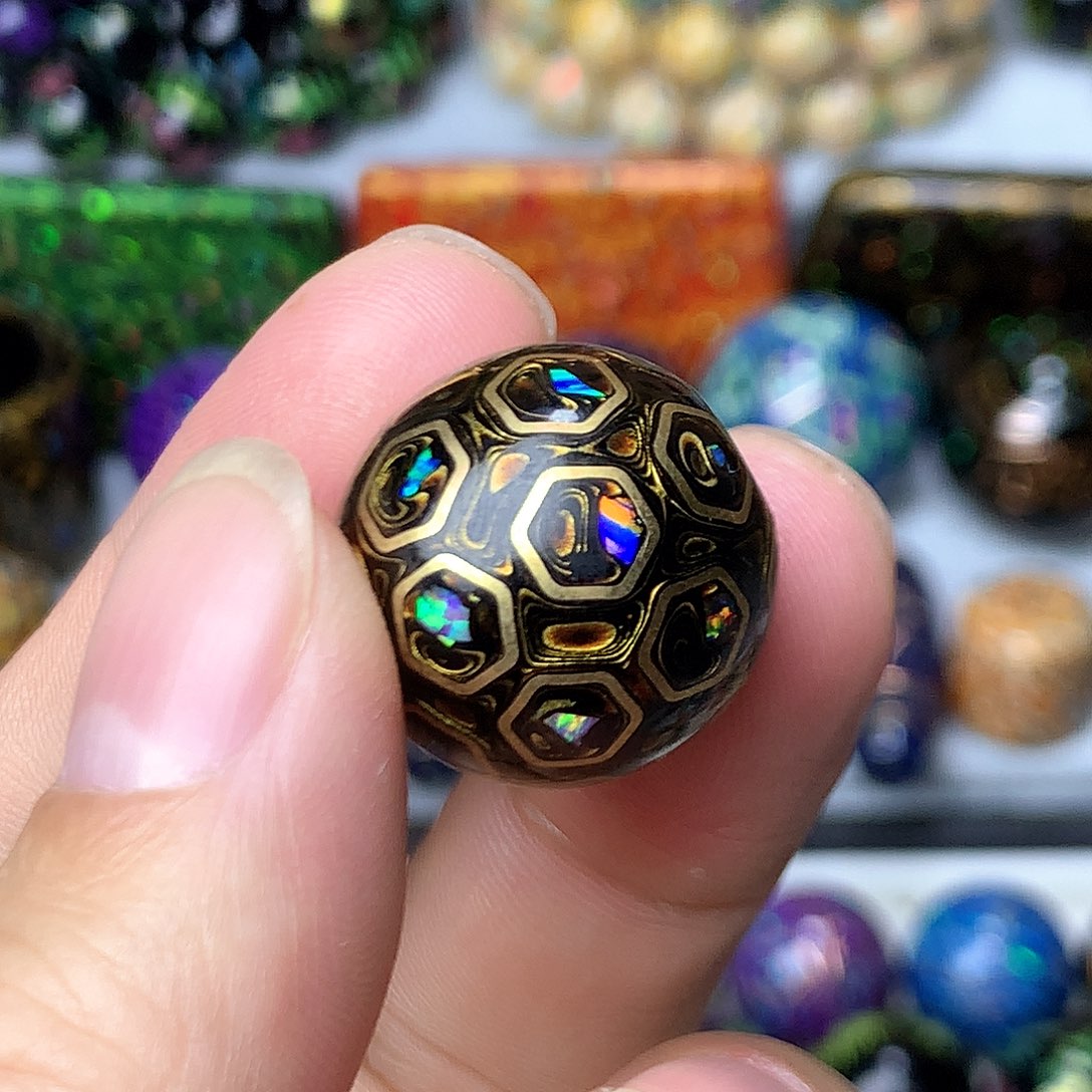 夏****贸一颗欧珀掐丝2.1+大漆珠