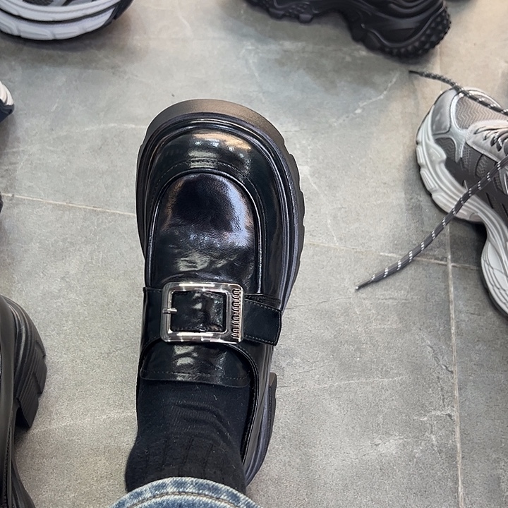 4522-30073黑色38码