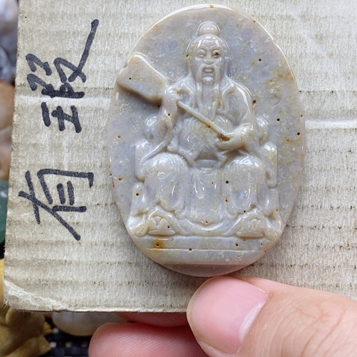 硅化珊瑚（珊瑚玉）颈饰未镶嵌