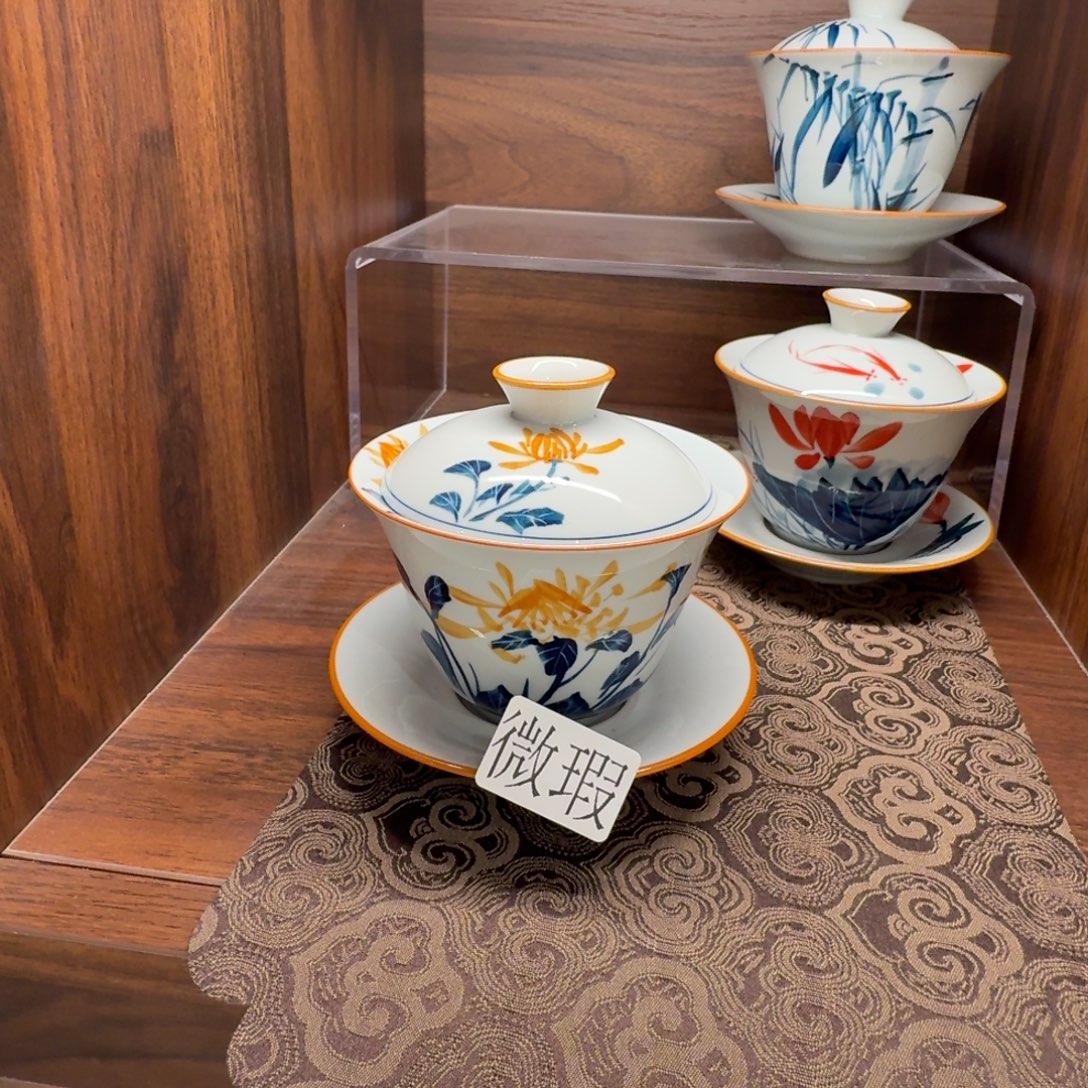 釉下手绘茶具微瑕