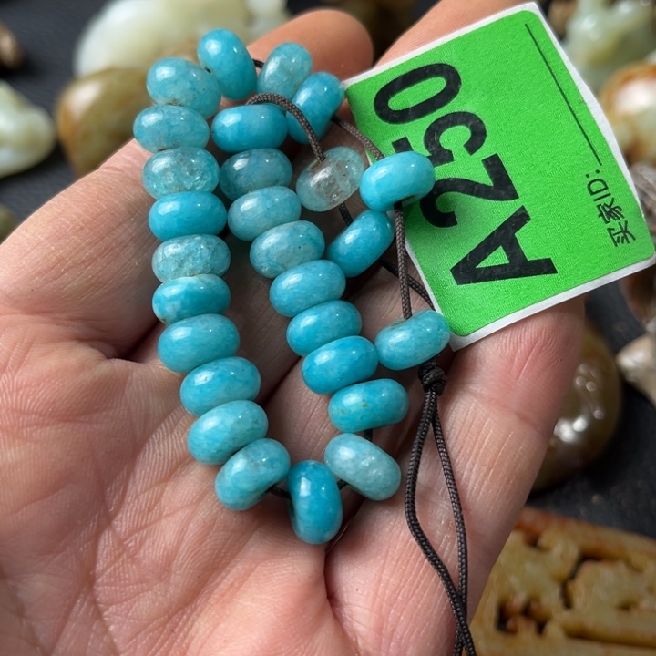 玛瑙/玉髓颈饰合金