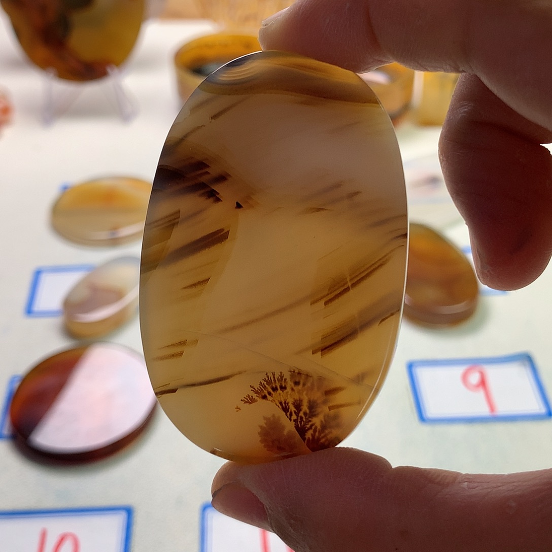 玛瑙/玉髓未镶嵌珠宝半成品