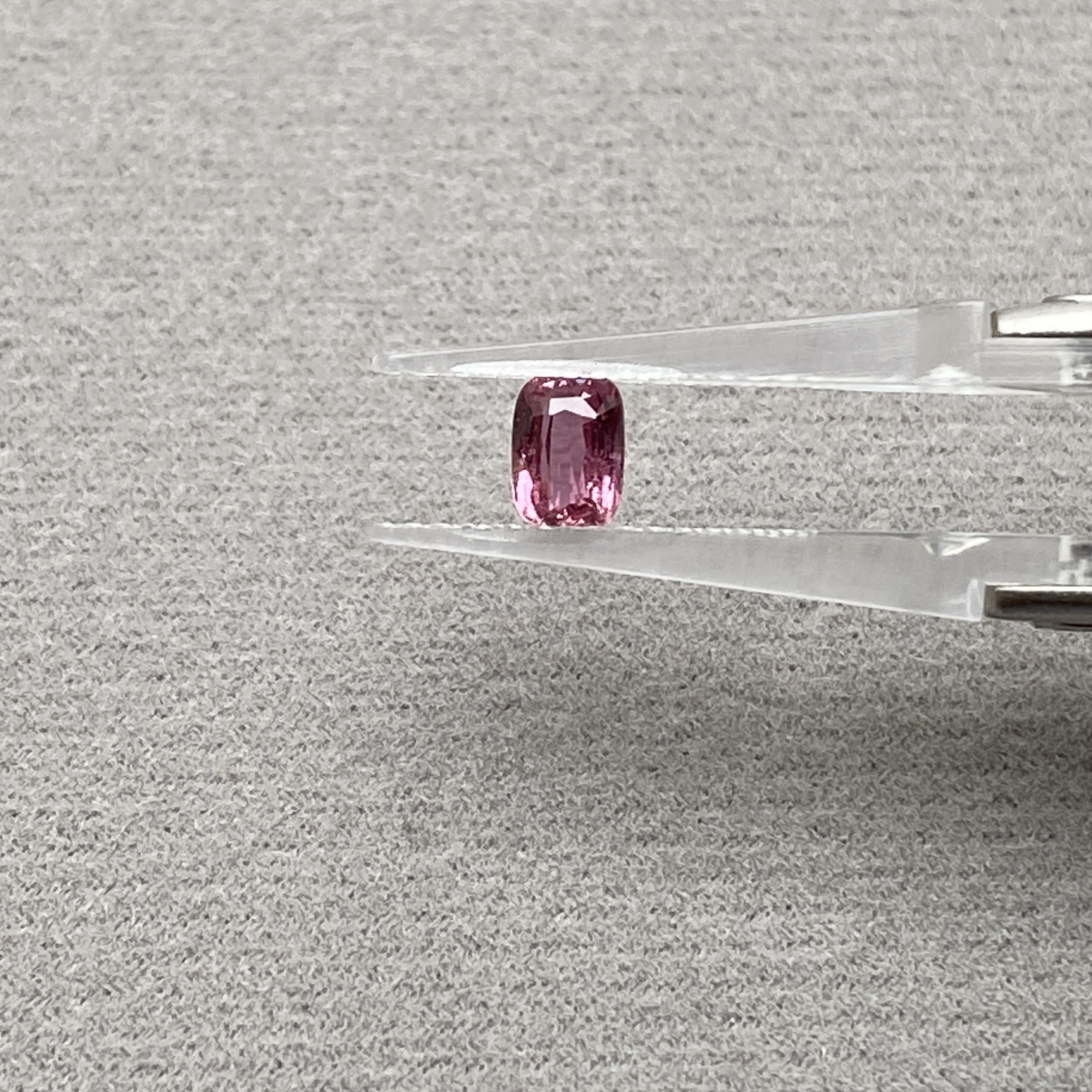 PRN 蓝宝石-1.06ct （01107105）0929