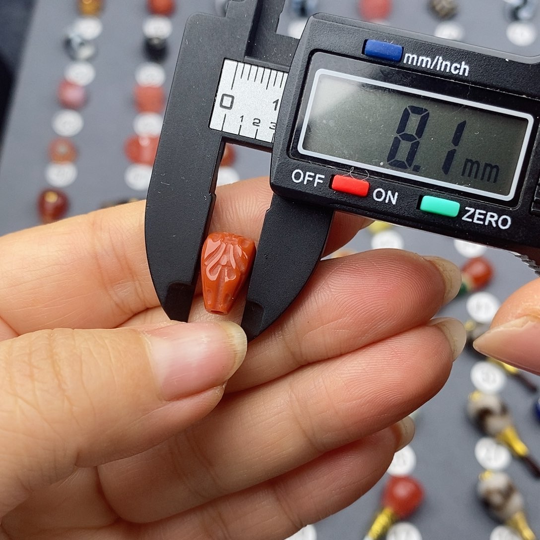 玛瑙/玉髓饰品合金