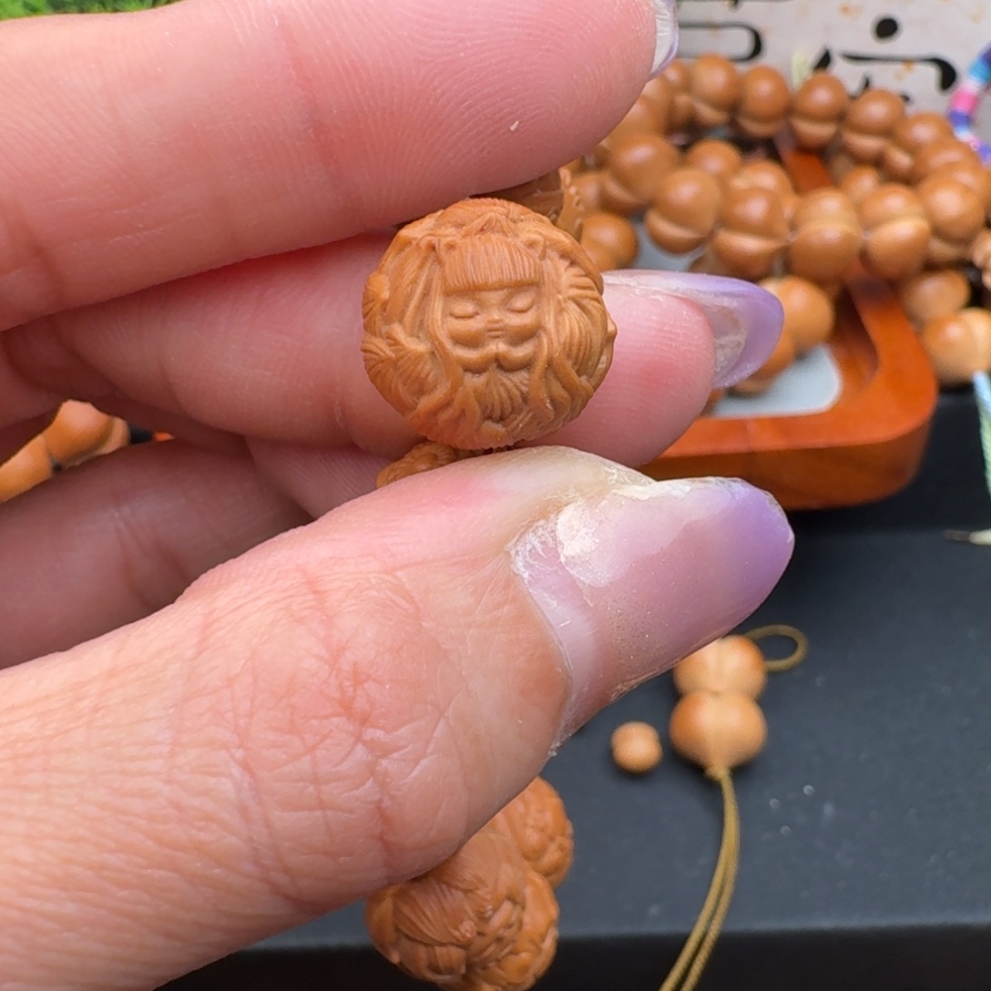 猴头核桃吊坠九尾狐女宝