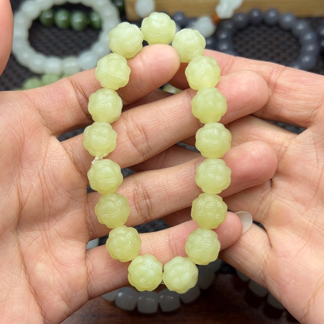 和田玉手链未镶嵌