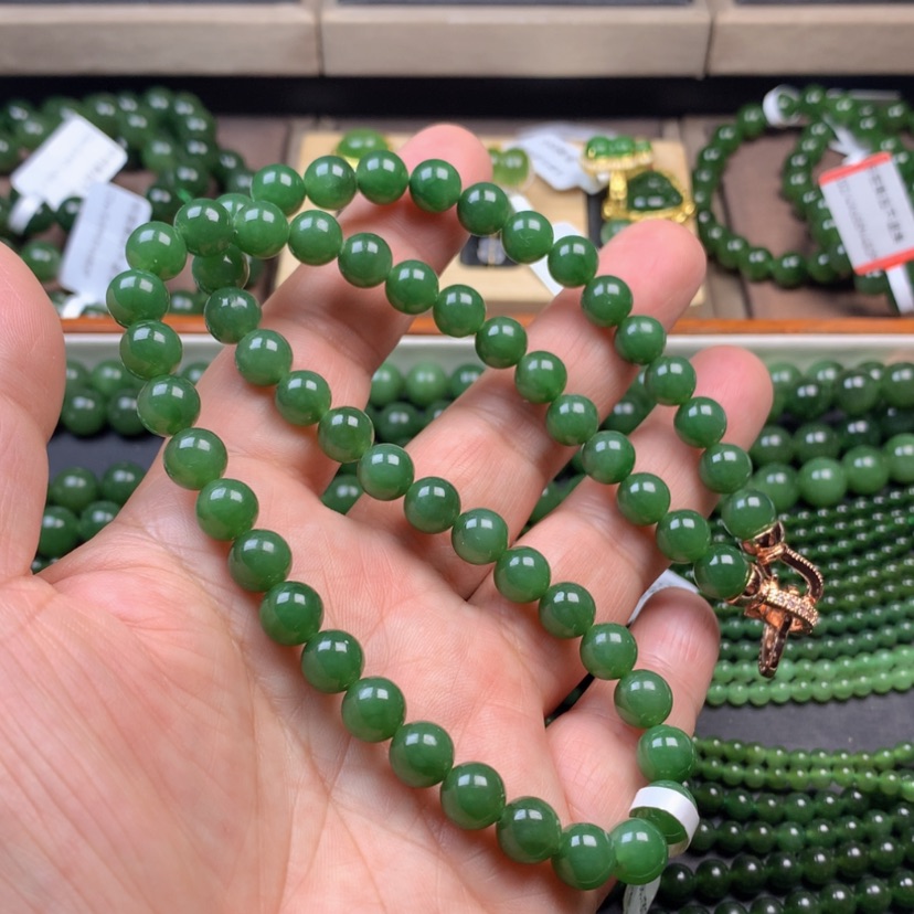 【闪购商品】和田玉（碧玉）颈饰未镶嵌8m m