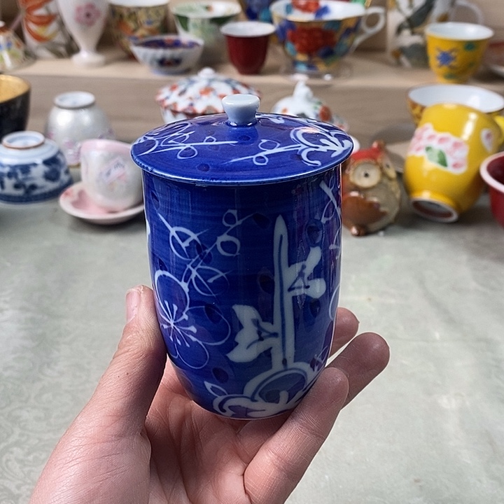 紫砂茶杯这个时候应该可以休息