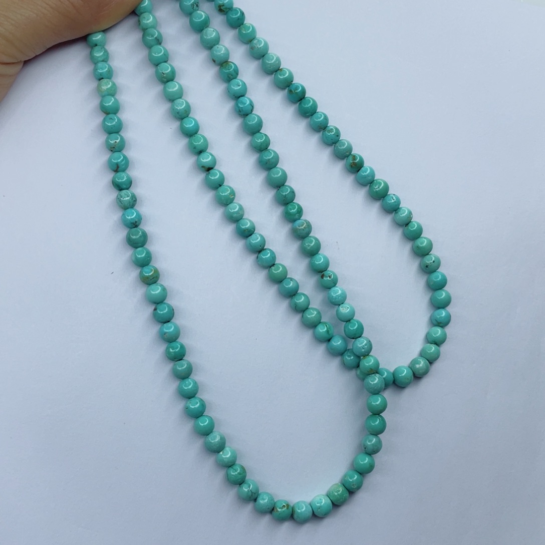 绿松石颈饰未镶嵌