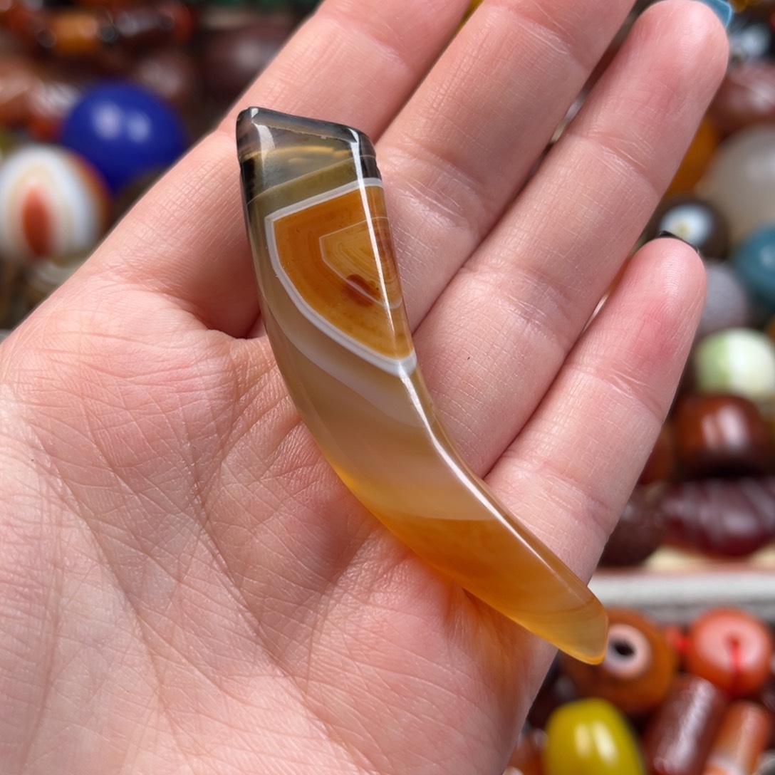 玛瑙/玉髓颈饰未镶嵌