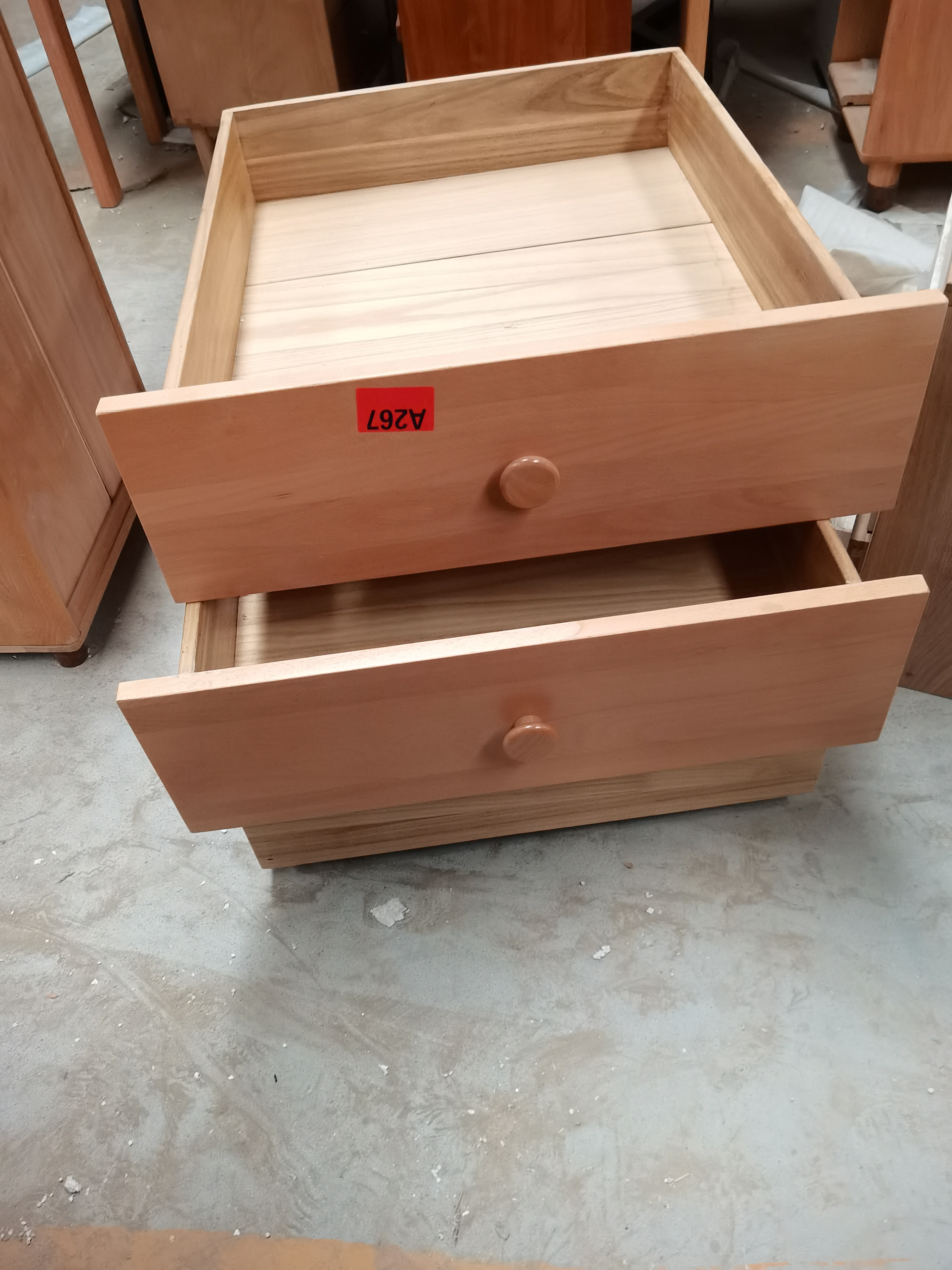榉木抽屉a267  65*21.5*73瑕疵无售后3个
