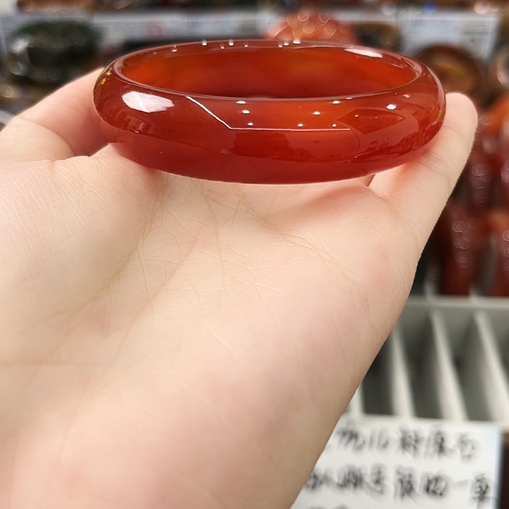 玛瑙/玉髓手镯未镶嵌